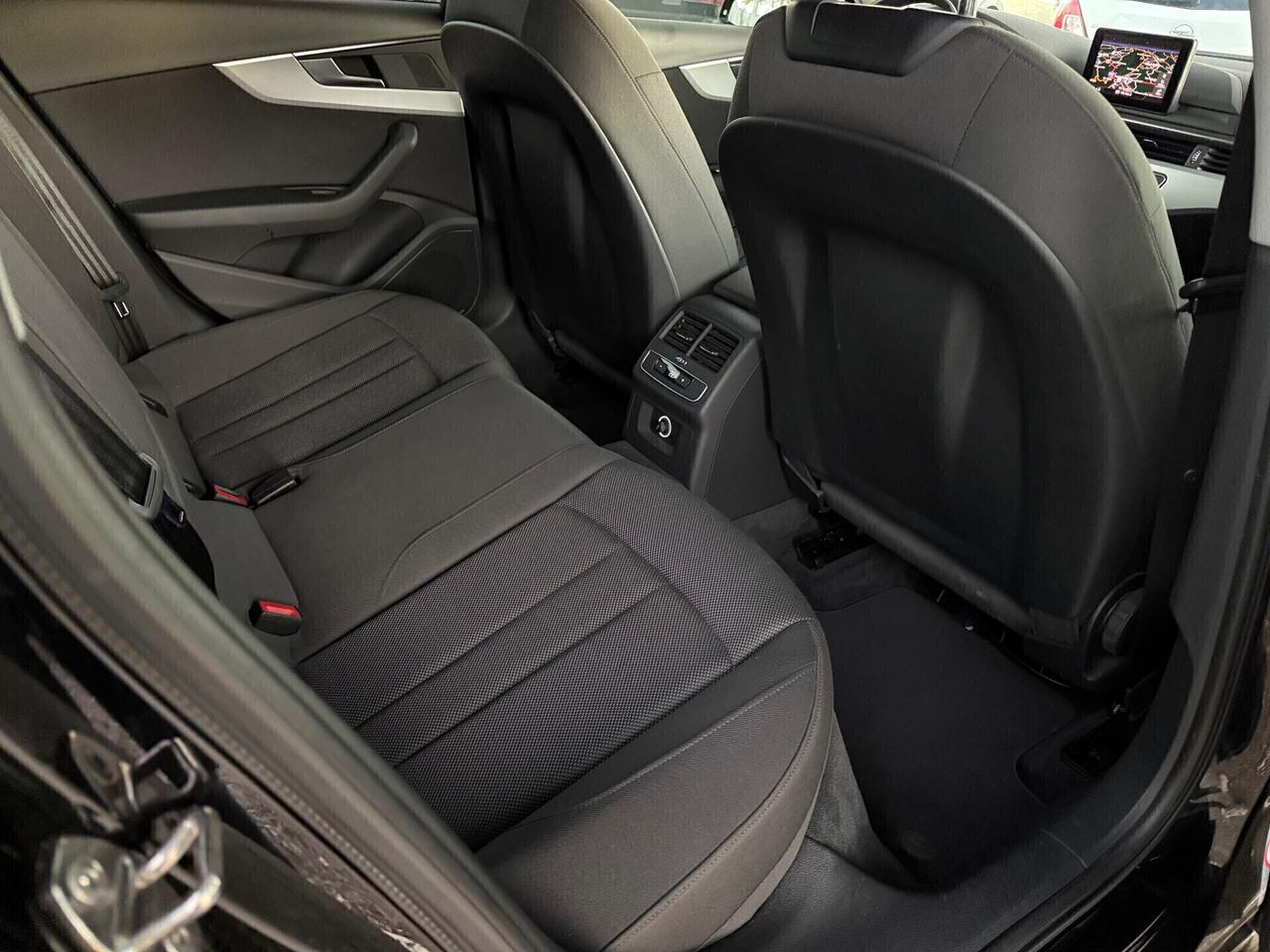 Audi A4 2.0 TDI 150 CV S tronic*CRONOLOGIA TAGLIANDI AUDI