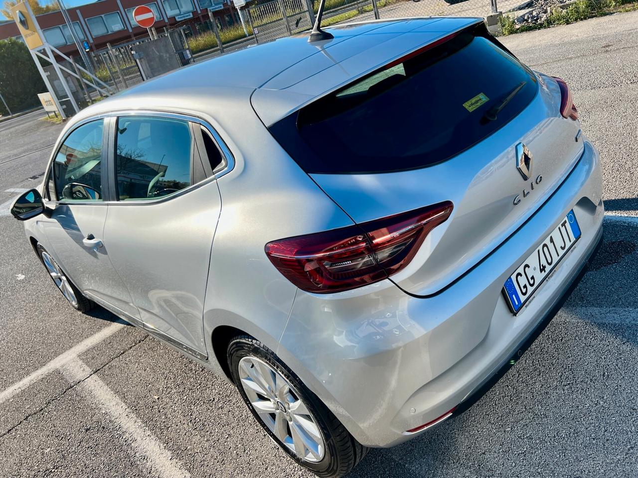 Renault Clio Full Hybrid E-Tech 140 CV Intens