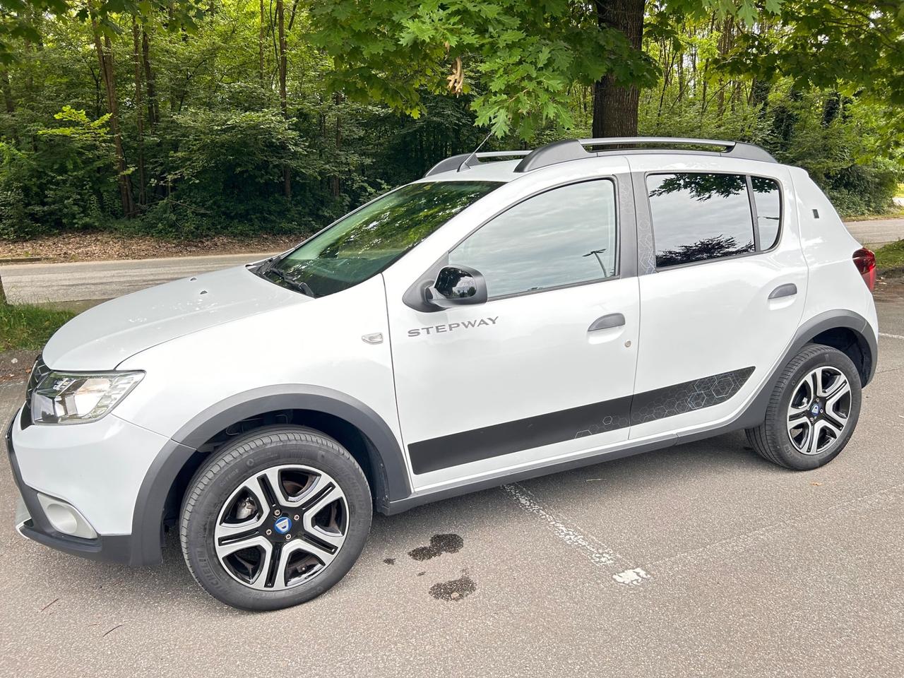 Dacia Sandero Stepway 1.5 Blue dCi 95CV 15th Anniversary*DISTRIBUZIONE FATTA AL 10/24*TAGLIANDI COMPLETI DACIA
