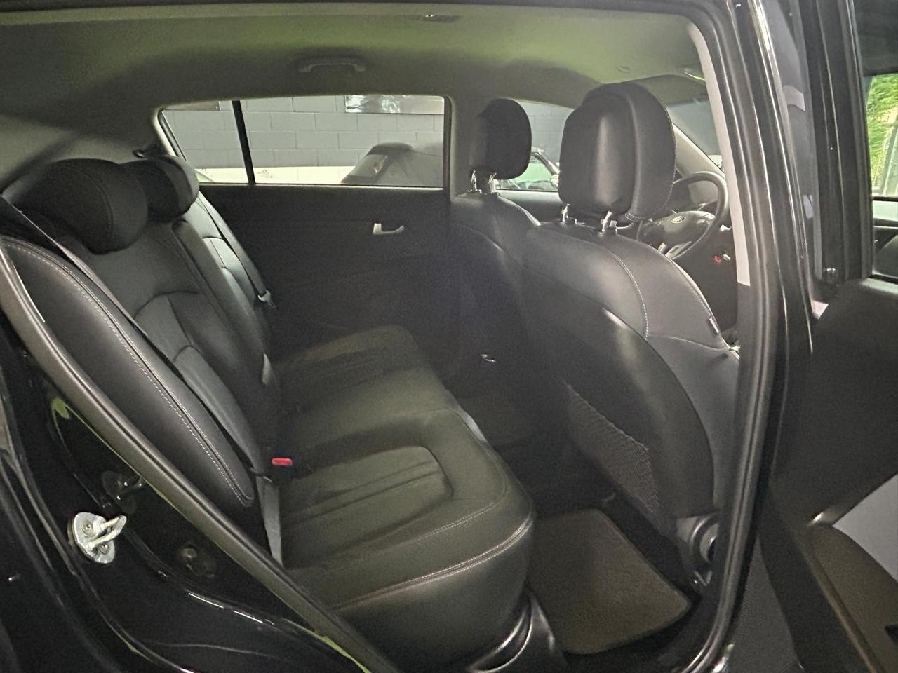 Kia Sportage 1.7 CRDI VGT 2WD high tech PELLE-CERCHI 18