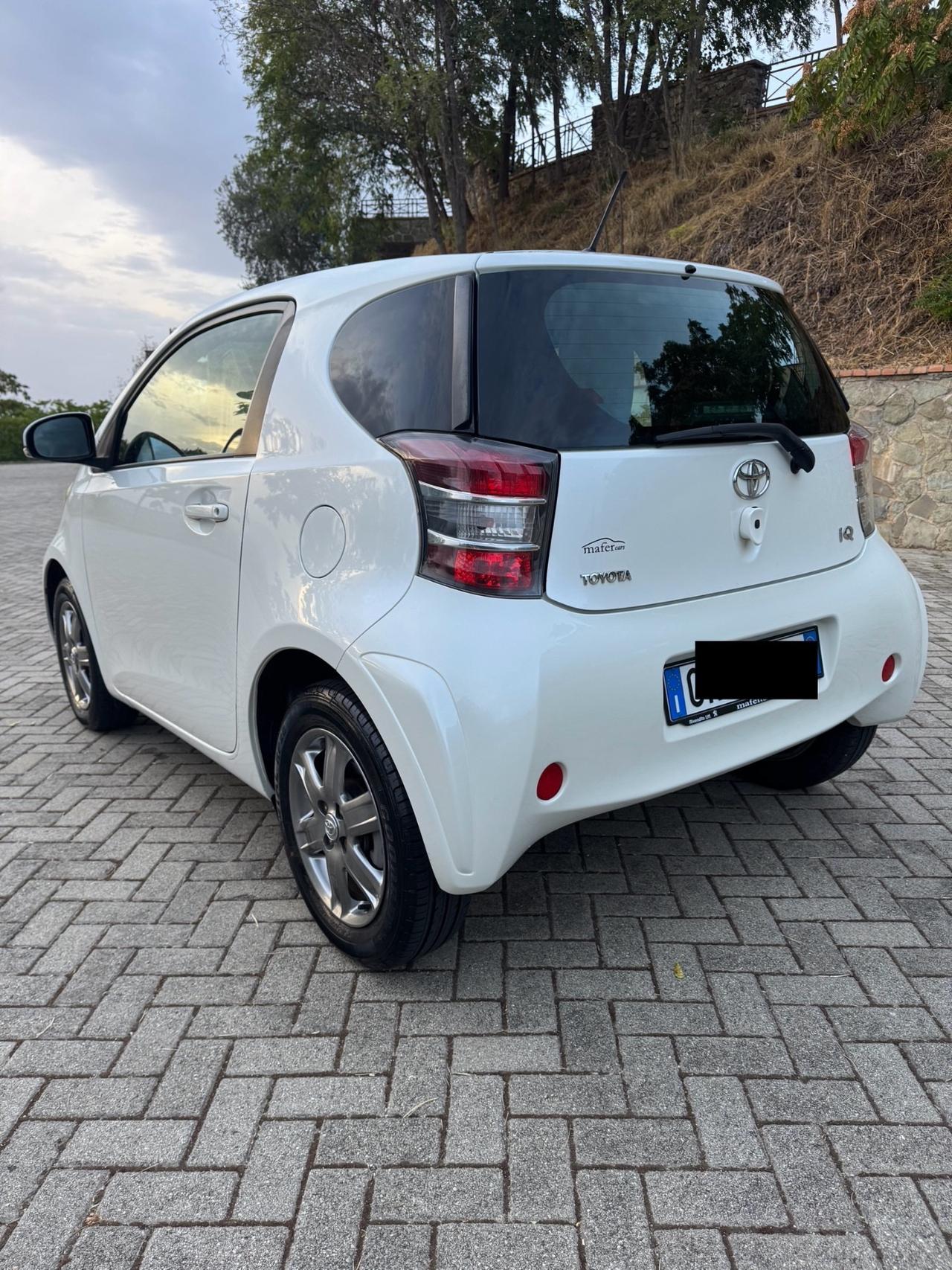 Toyota iQ 1.0 Benzina *SOL* 2011