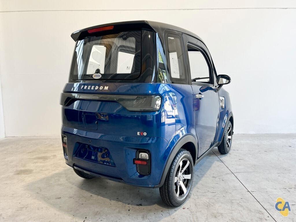 FREEDOM EVO - Macchina Senza Patente- Manubrio