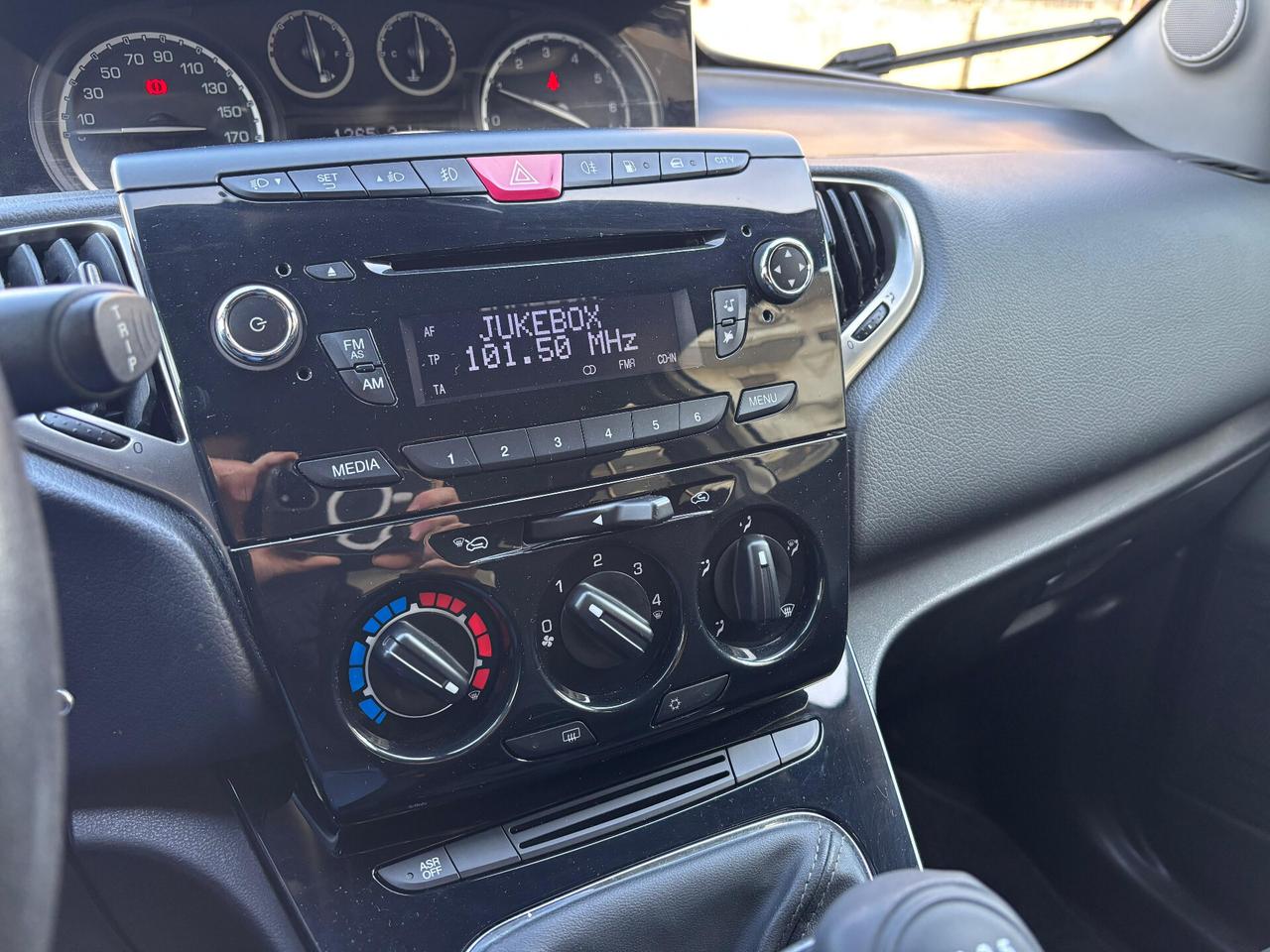 Lancia Ypsilon 1.2 69 CV 5 porte GPL Ecochic Gold METANO