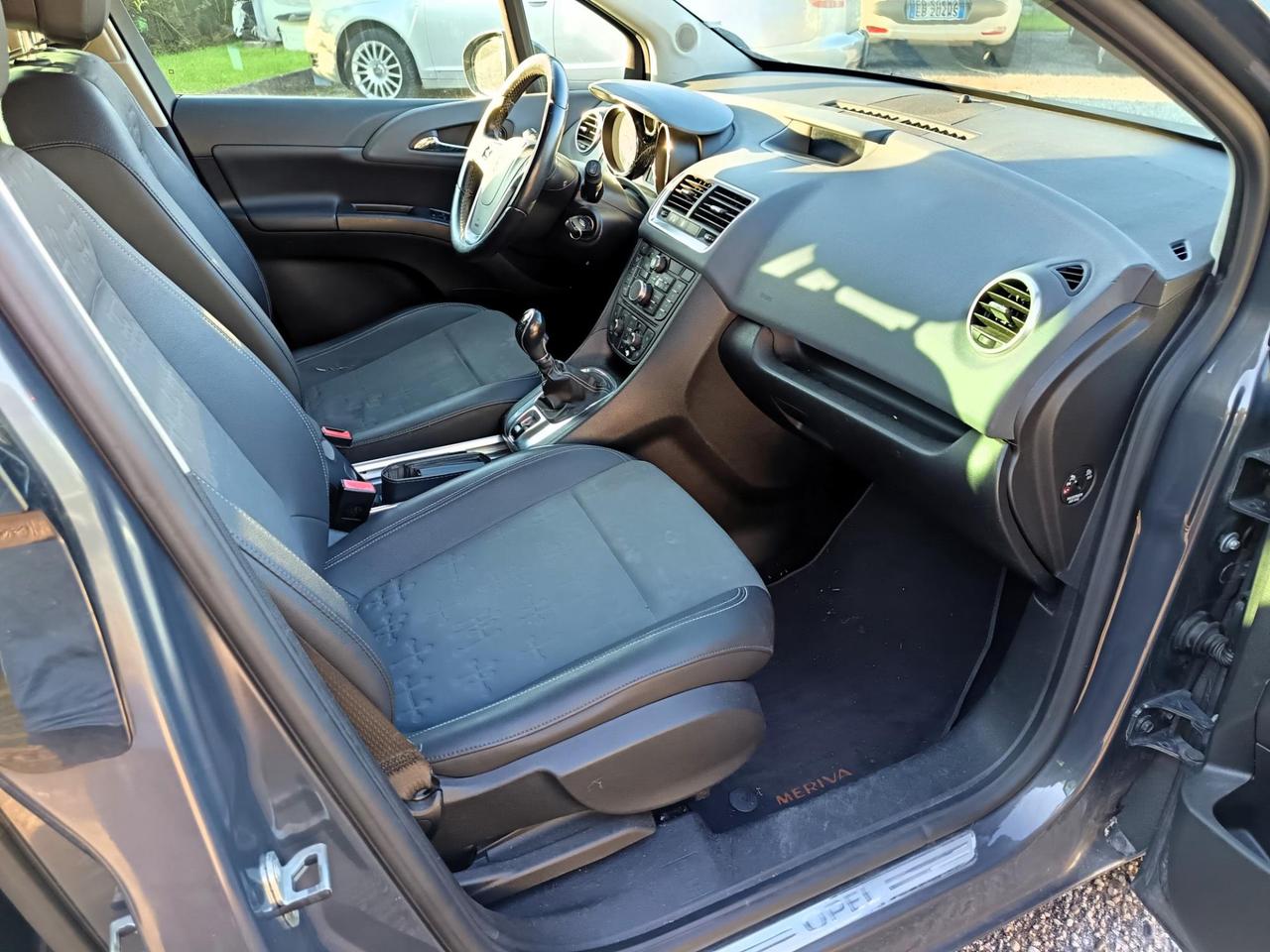 Opel Meriva 1.4t Cosmo Gpl-tech