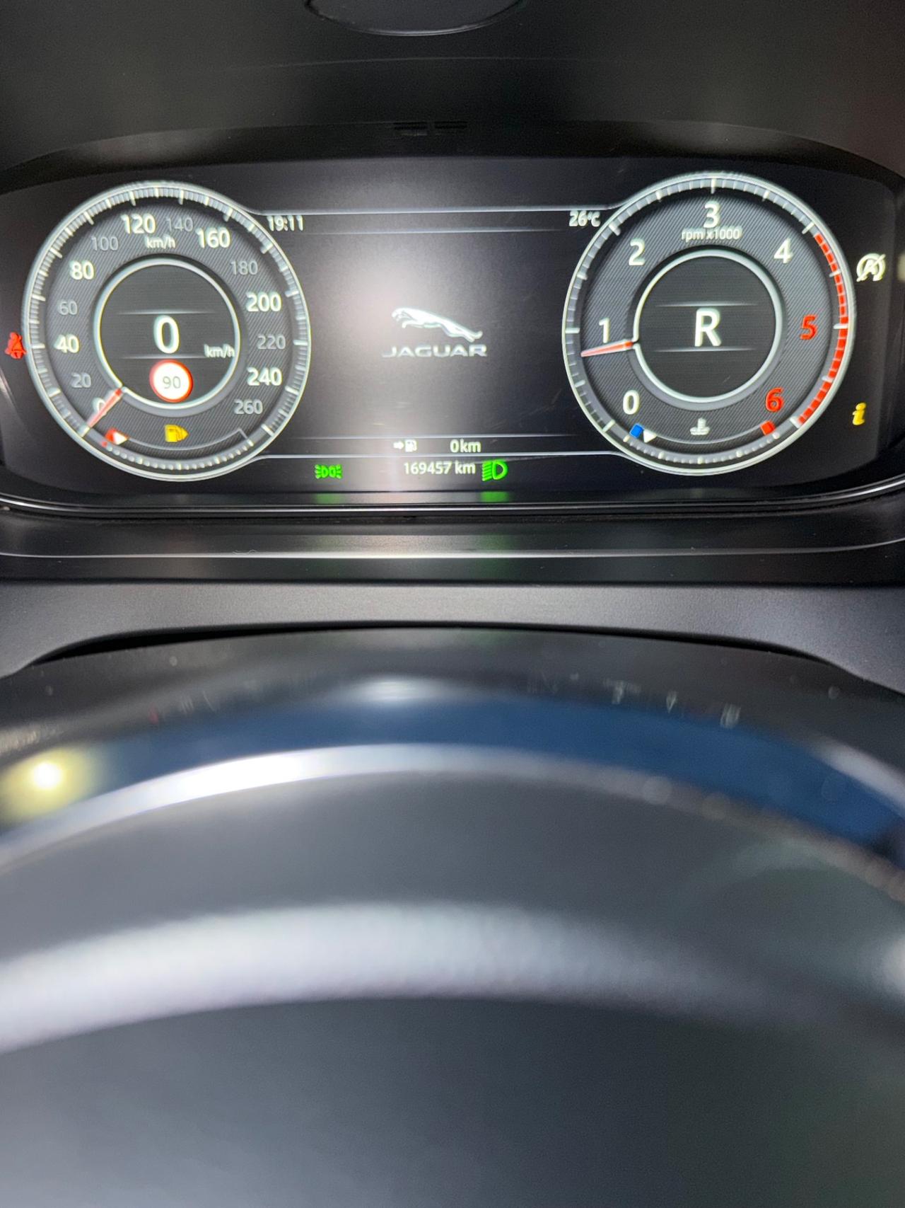 Jaguar E-Pace 2.0D 150 CV AWD aut. R-Dynamic HSE