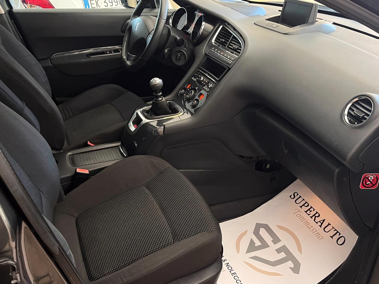 Peugeot 5008 1.6 HDi 112CV 7 posti