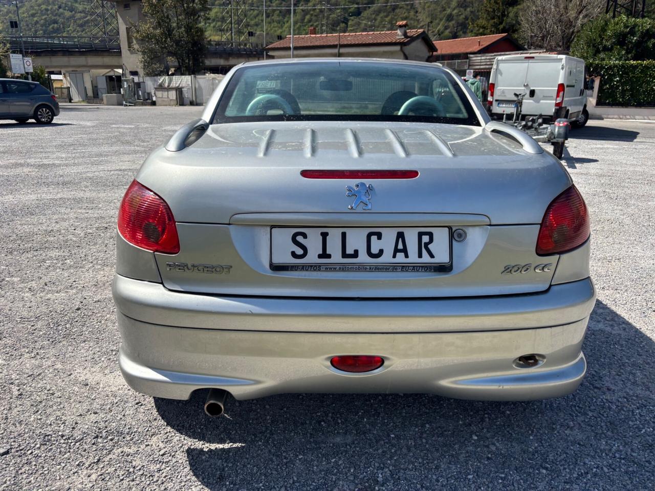 Peugeot 206 1.6 16V CC Enfant Terrible Roland Garros