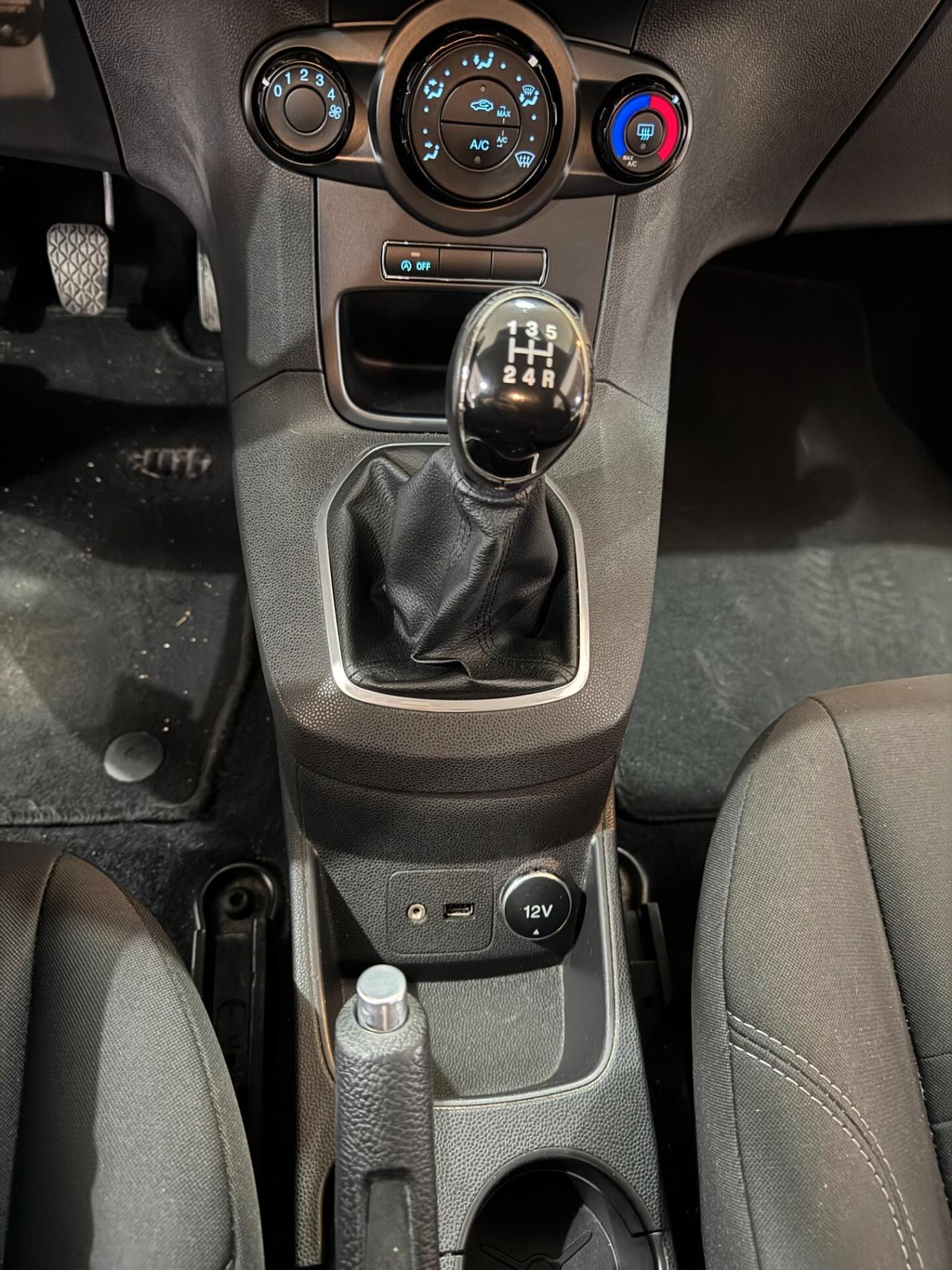 Ford Fiesta 1.0 80CV 5 porte Titanium