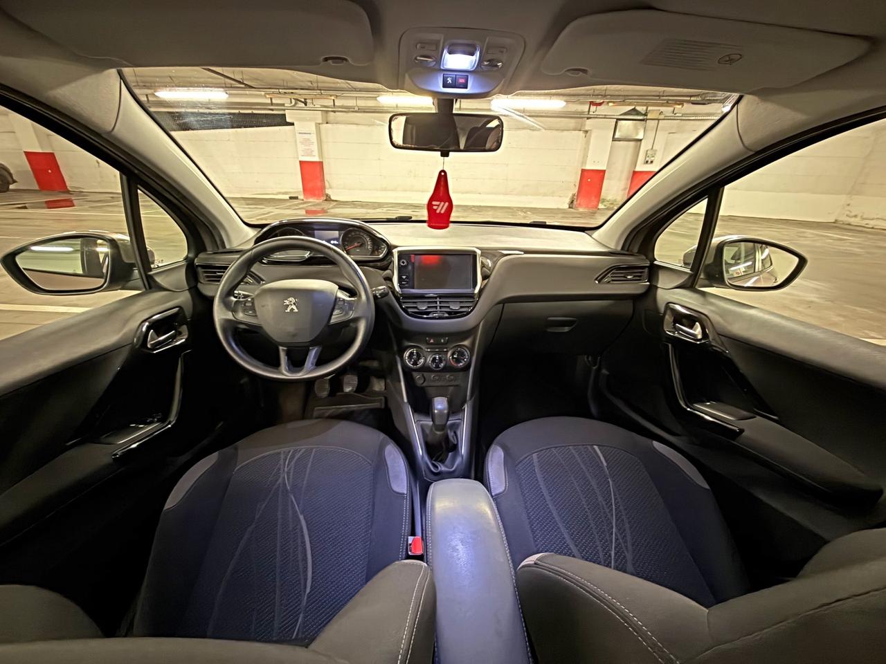 Peugeot 208 1.4 HDi 68 CV 5 porte Allure Garanzia 12 Mesi