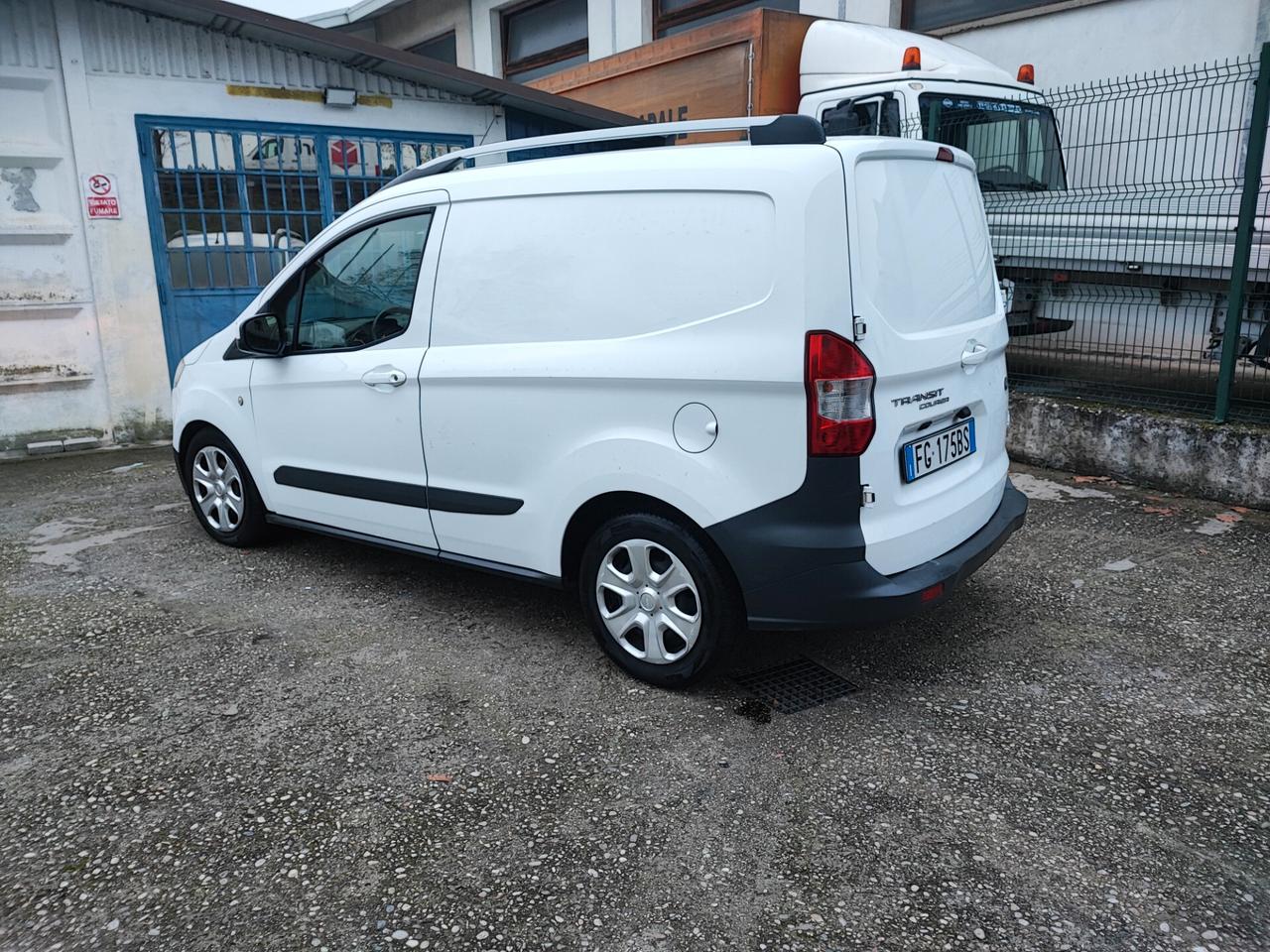 Ford Courier Tdci Euro 6 KM 143.000 IVA COMPRESA