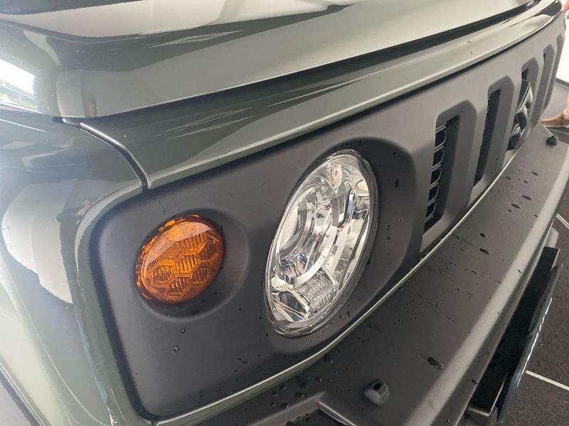 Suzuki Jimny Jimny 1.5 5MT Top 4Wd Allgrip