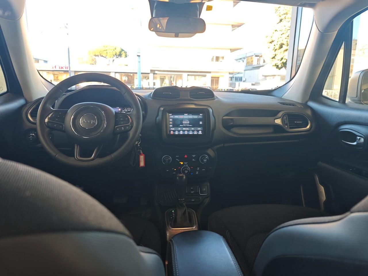 Jeep Renegade 1.3 T4 DDCT S