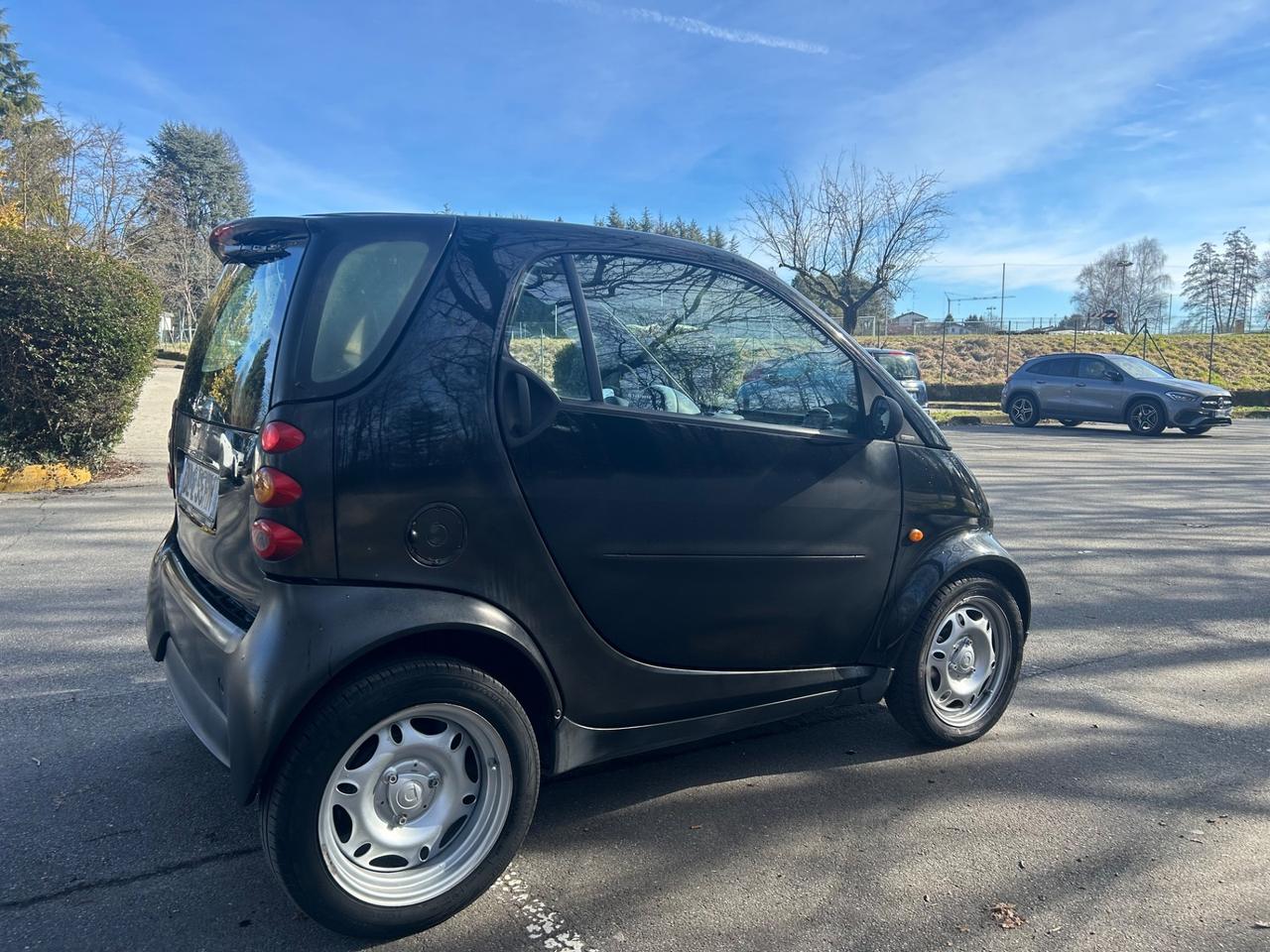 Smart ForTwo 700 coupé pure (37 kW)