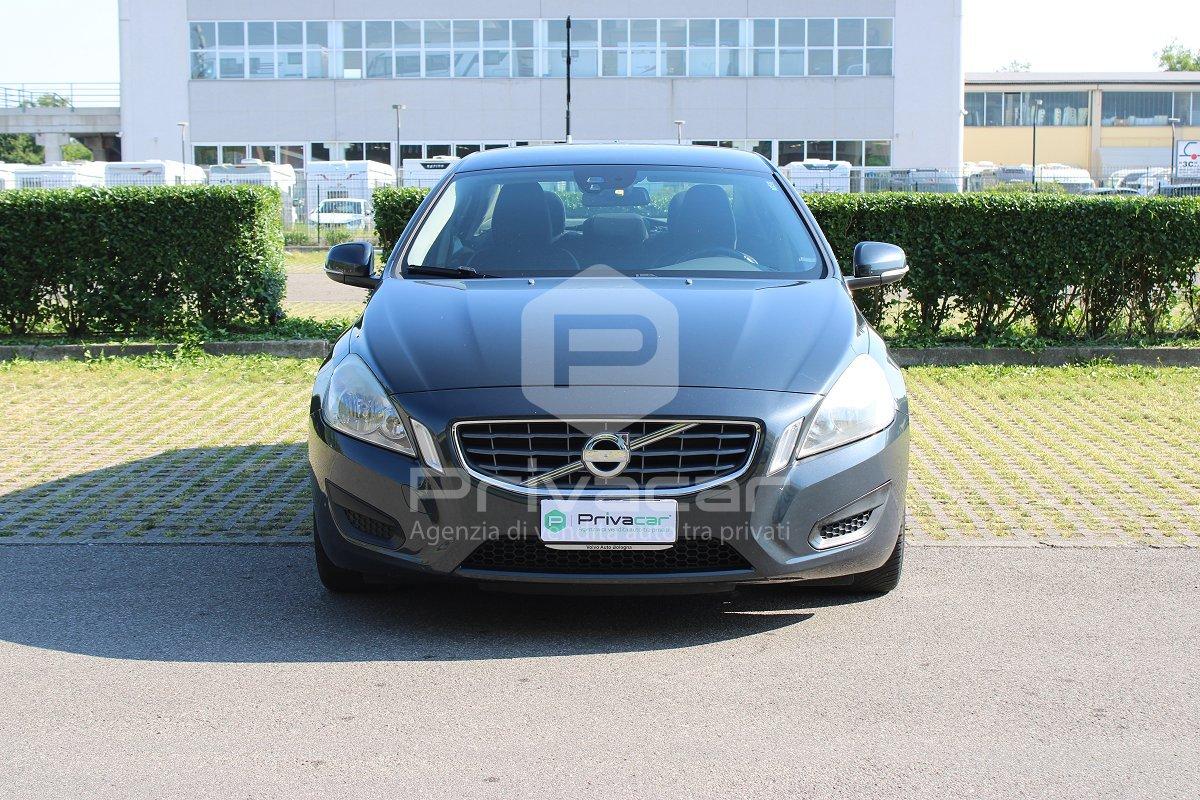 VOLVO S60 D3 Geartronic Momentum