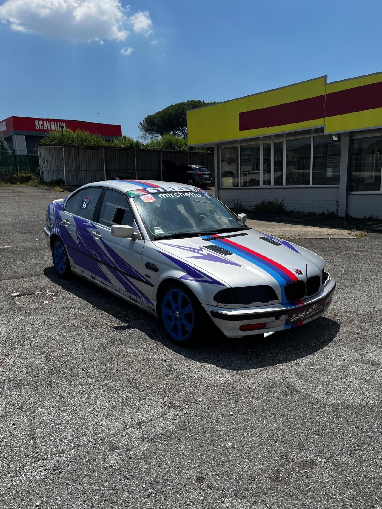 Bmw 328 i 4 porte