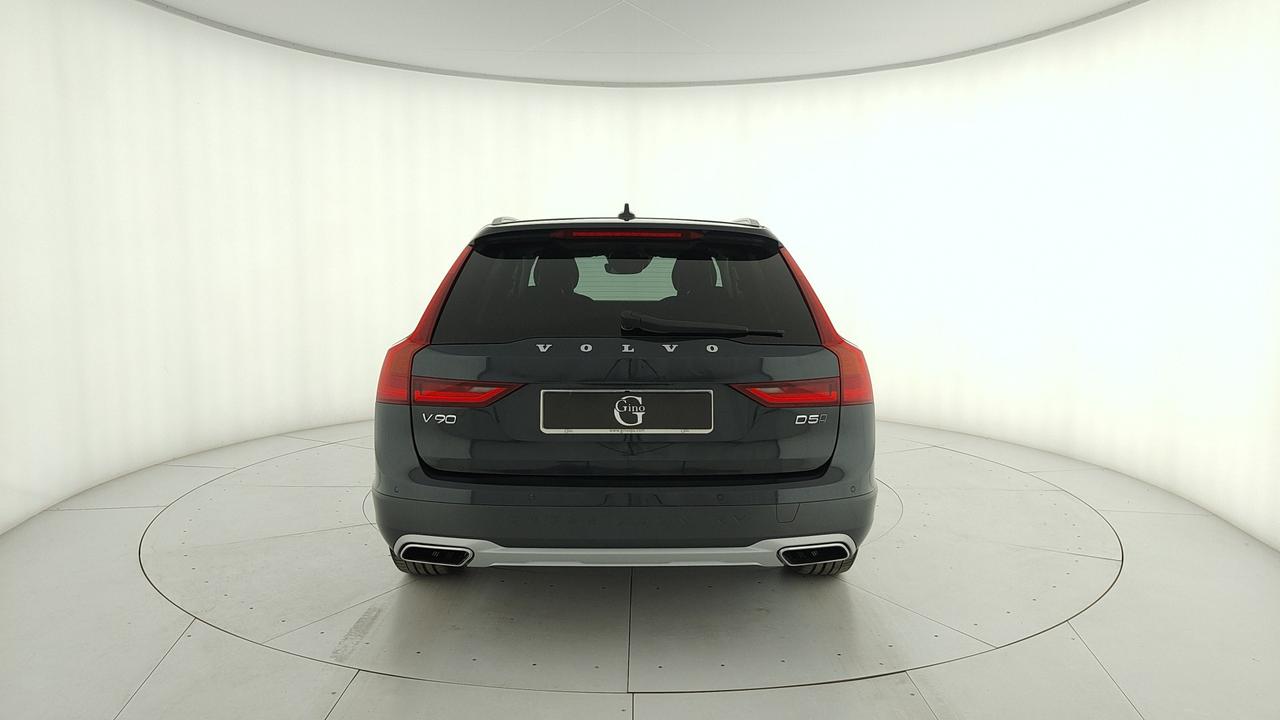 VOLVO V90 Cross Country 2.0 d5 pro awd geartronic
