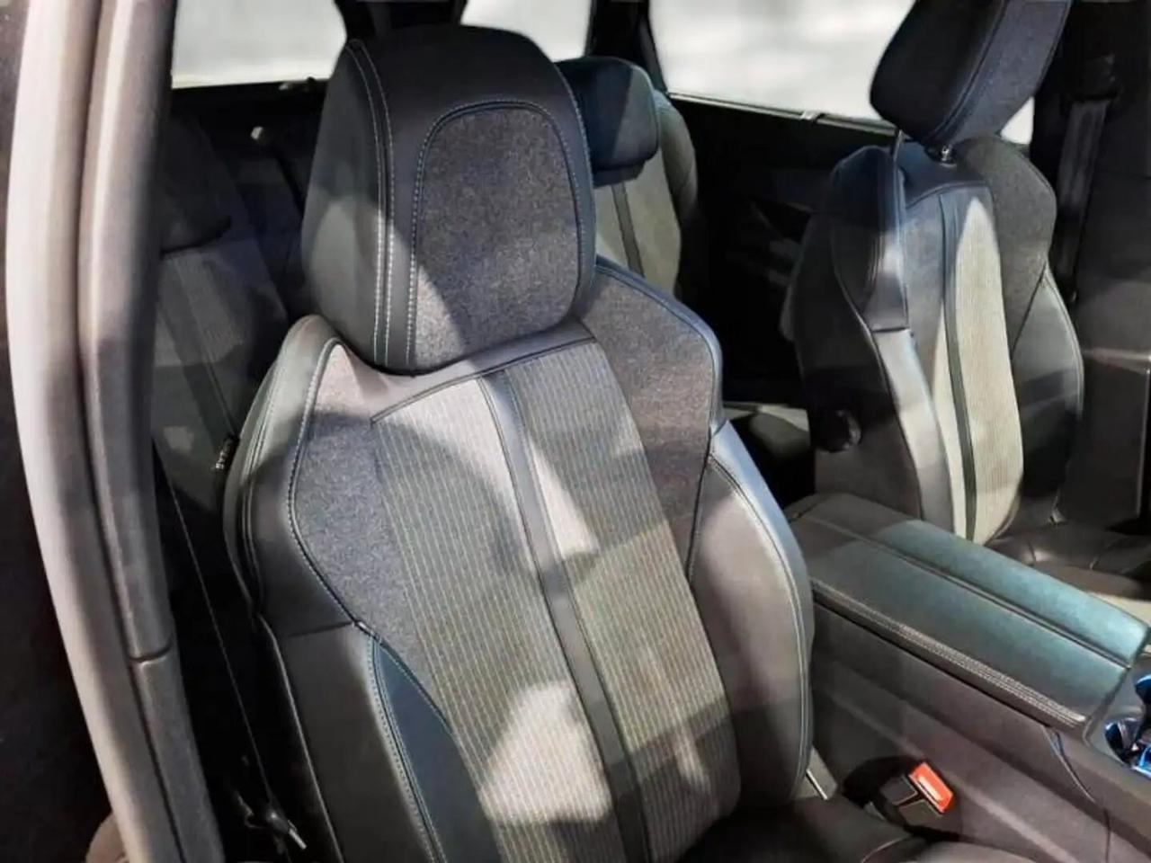 Peugeot 5008 BlueHDi 180 S&S EAT8 Allure Pack