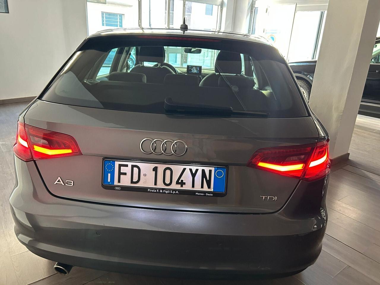 Audi A3 1.6 TDI clean diesel S tronic Ambition