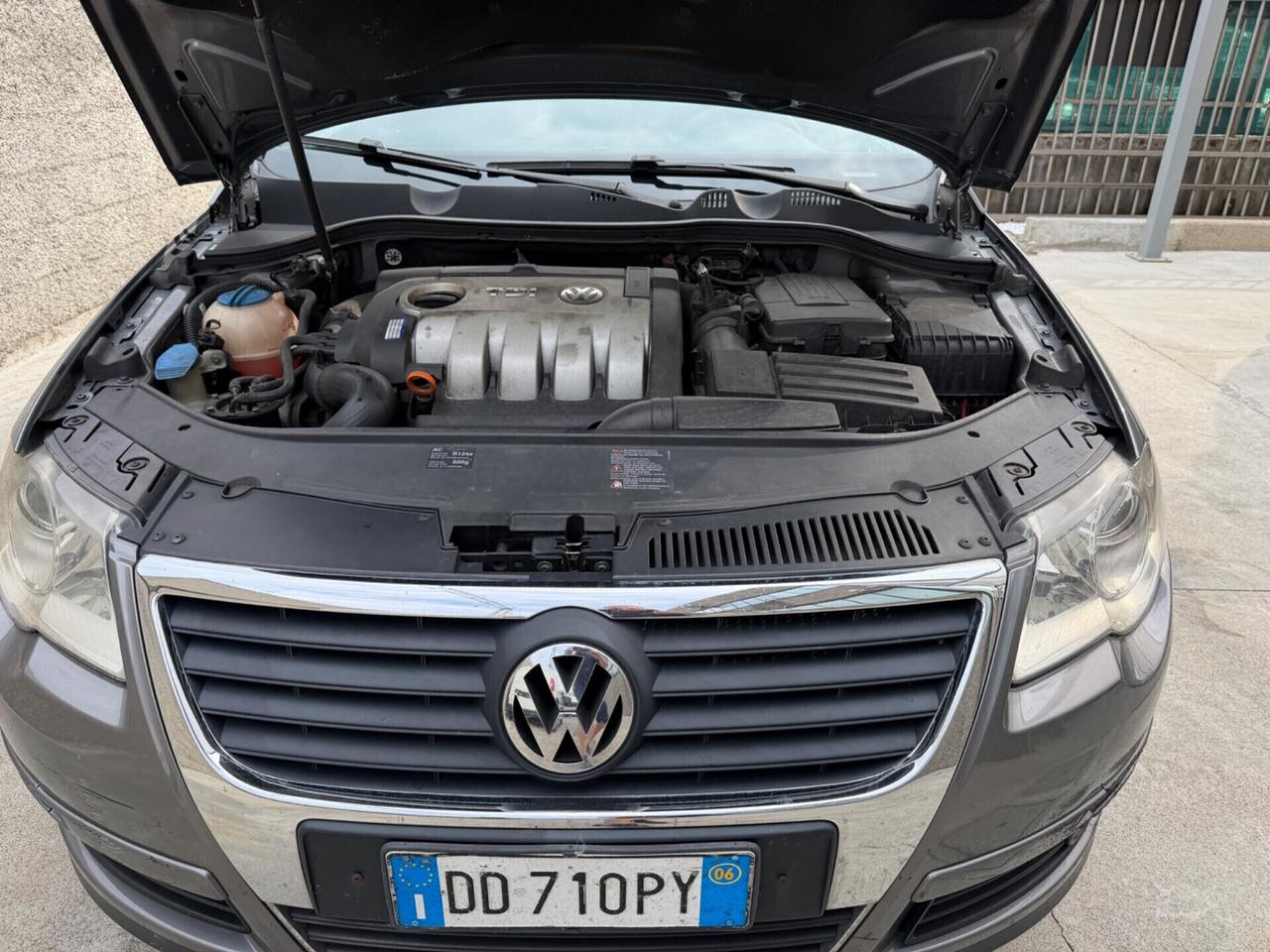 VW PASSAT 2.0TDI GANCIO TRAINO 1800KG