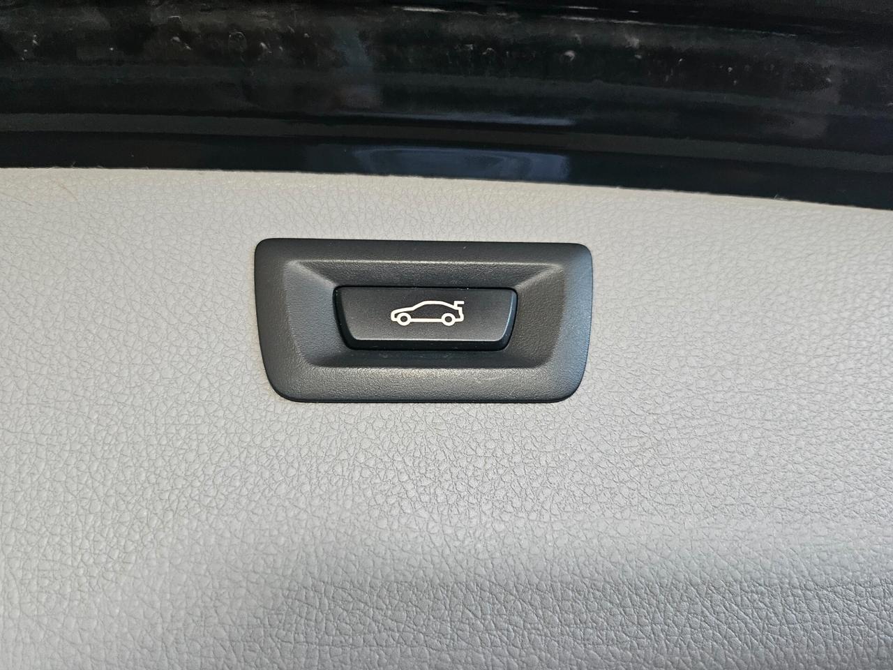 Bmw 318 318d Touring Business con TETTO aut