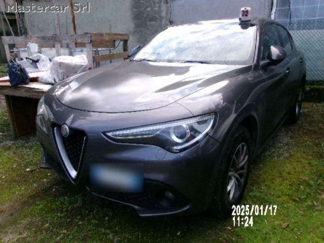 ALFA ROMEO Stelvio 2.2 t Business Q4 190cv AT8 auto - FY042DE