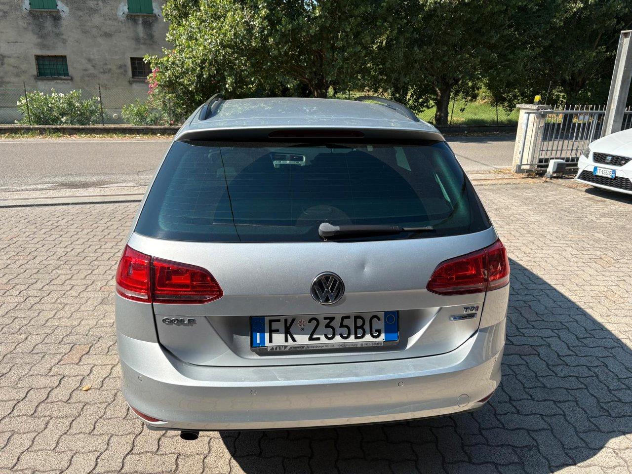 Volkswagen Golf Variant 1.6 tdi Comfortline 110cv OK NEOPATENTATO