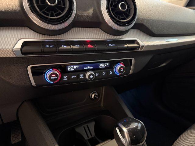 AUDI Q2 35 TFSI S tronic S-Line Matrix Navi Park Assist