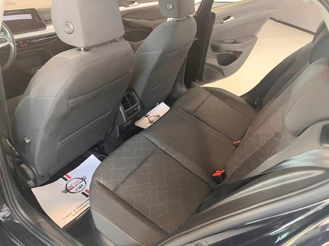 Volkswagen Golf 1.0 eTSI EVO DSG Life