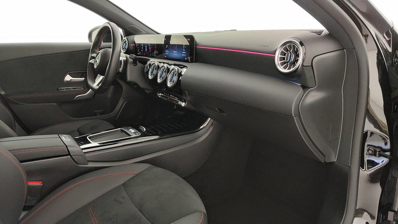 Mercedes-Benz A 180 d Premium auto