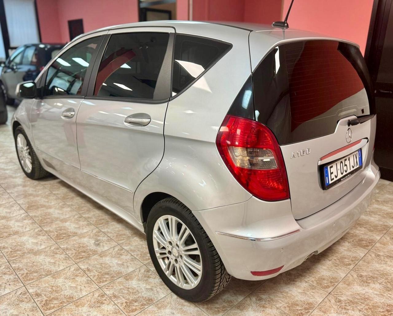 Mercedes-benz A 160 benzina €5 OK NEOPATENTATI solo 75.000km!!!