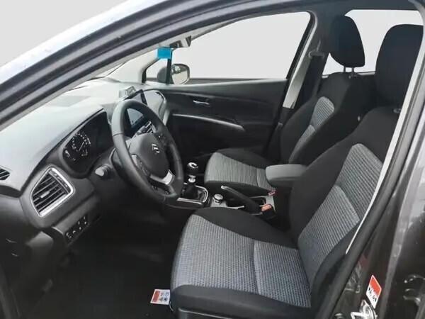 Suzuki S-Cross 1.4 Hybrid Top Navi 4WD - argento NY