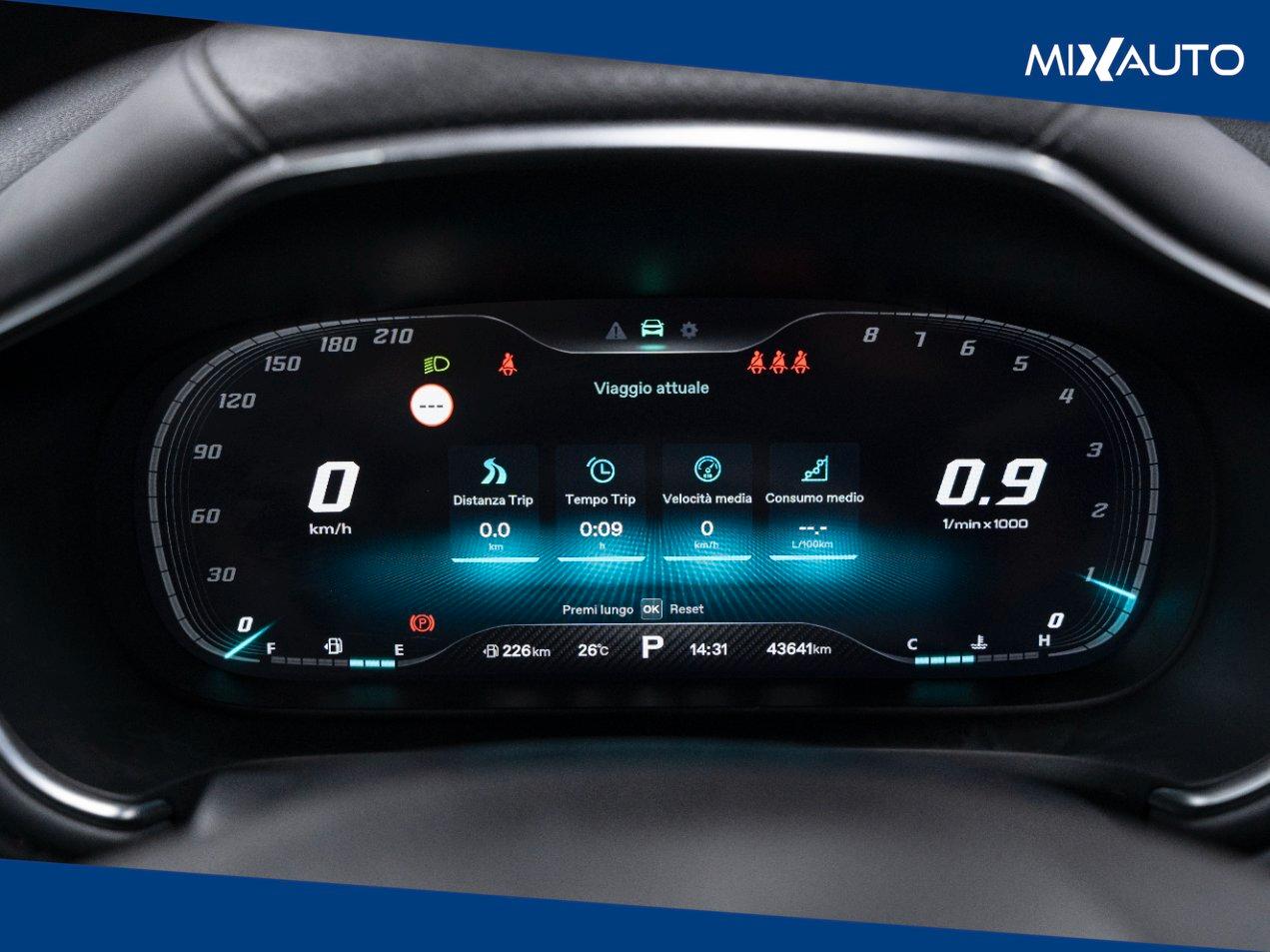 MG HS 1.5T DCT Luxury 2WD AUTO
