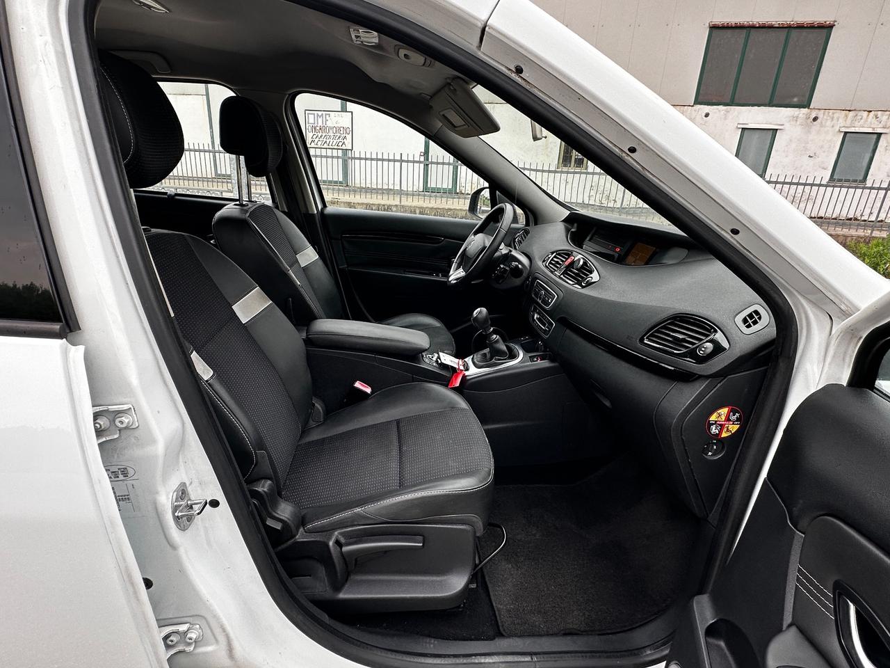 Renault Scenic Scénic X-Mod 1.5 dCi 110CV Attractive