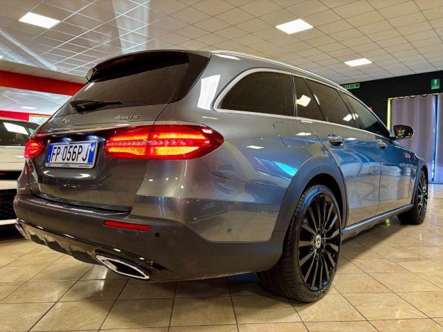 MERCEDES-BENZ E 220 d S.W. 4Matic Premium All-Terrain GRIGLIA AMG