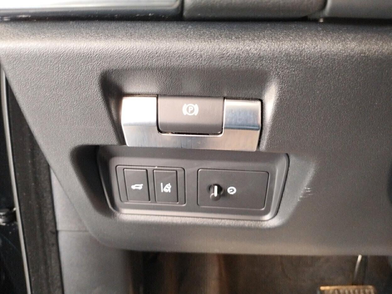 Jaguar E-Pace 2.0d i4 awd 180cv auto my19