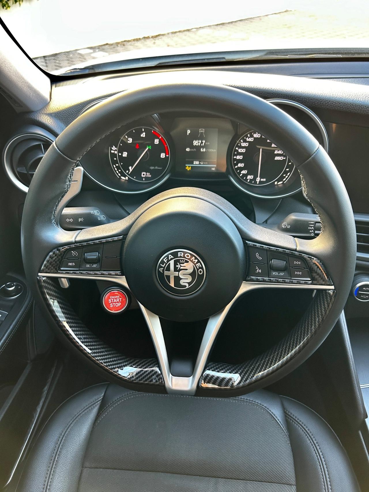 Alfa Romeo Giulia 2.2 D q2 VELOCE 180 CV AT8