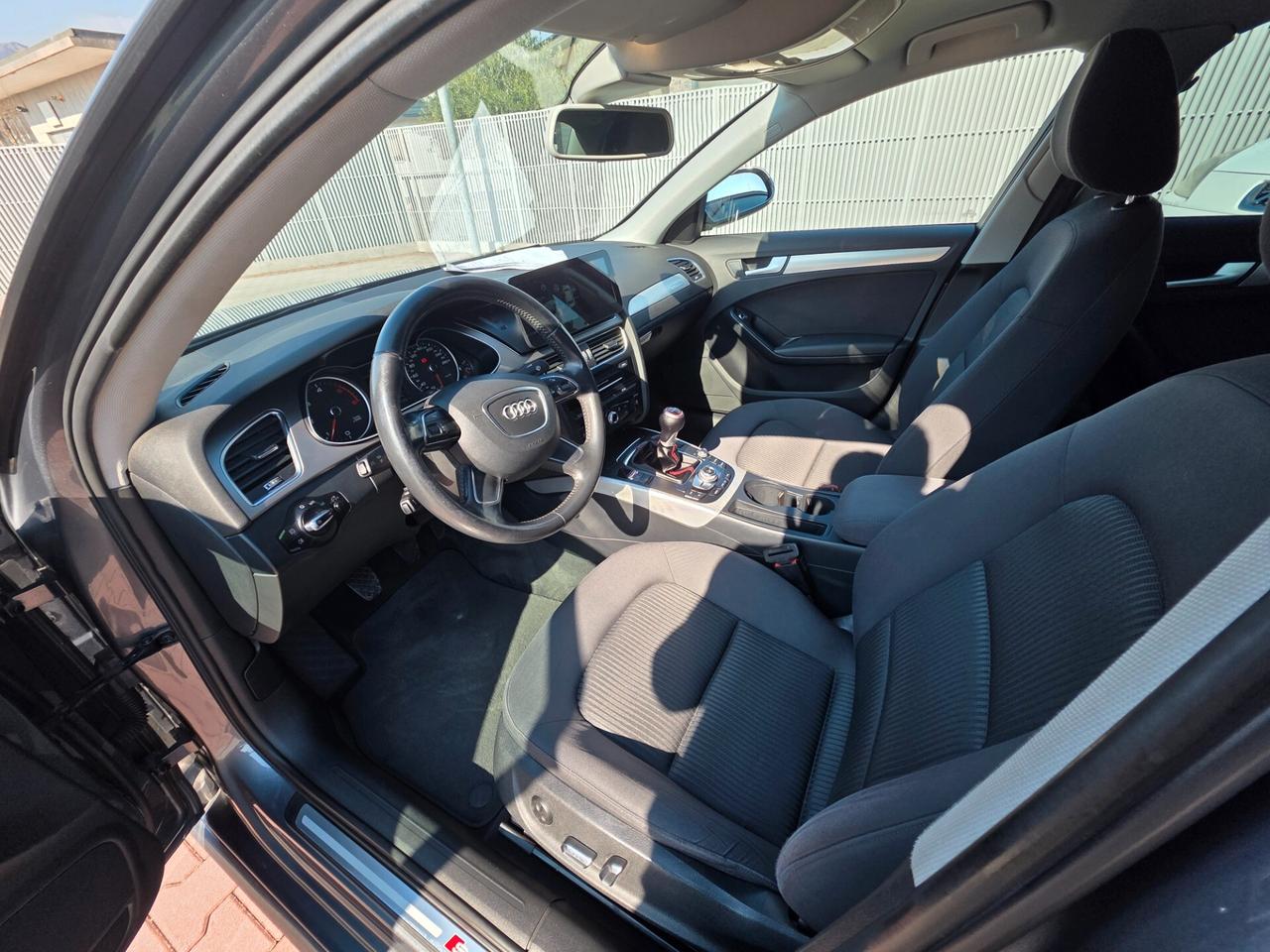 Audi A4 2.0 TDI 177 CV 4x4 full sport