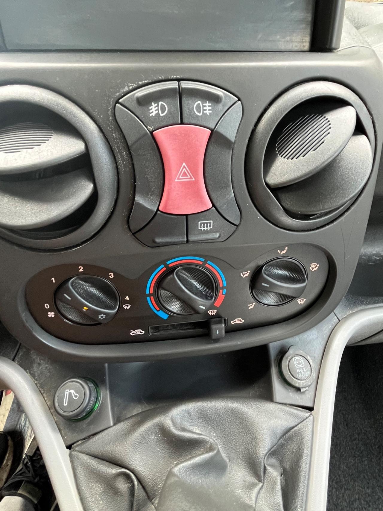 Fiat Doblo 1.3 MTJ EURO4 85CV UNICO IN CALABR LEGGI PREZZO