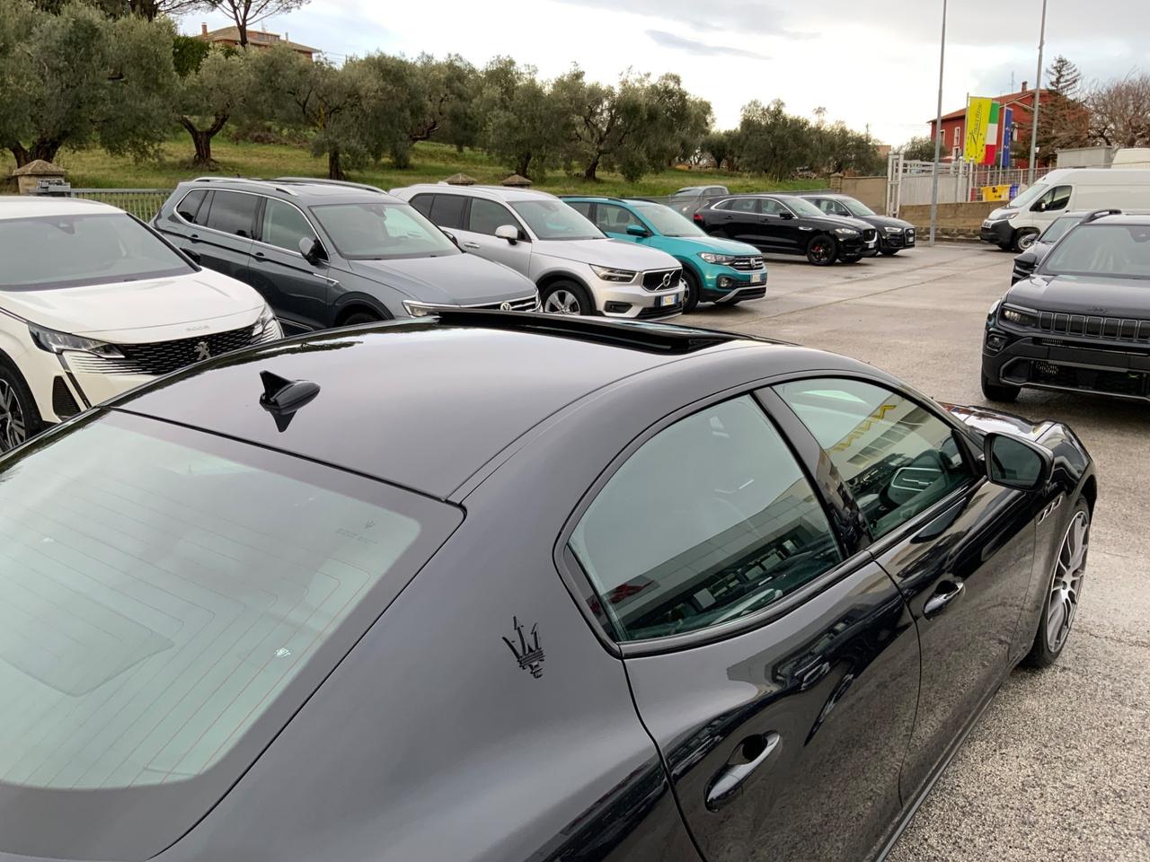 Maserati Ghibli V6 430 CV AWD Modena Ultima