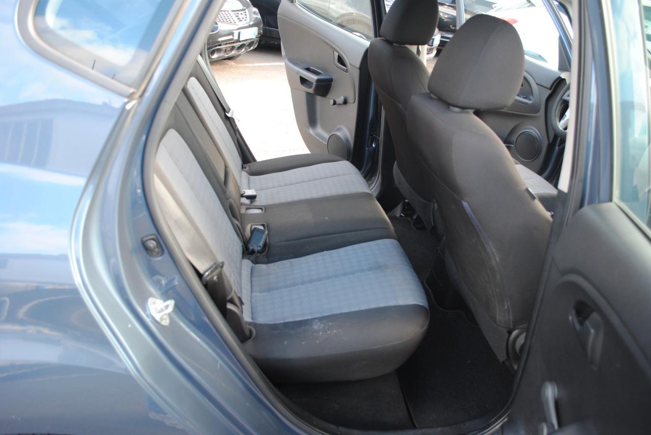 KIA VENGA 1.4 90 CV BENZ/GPL OK NEOPATENTATI