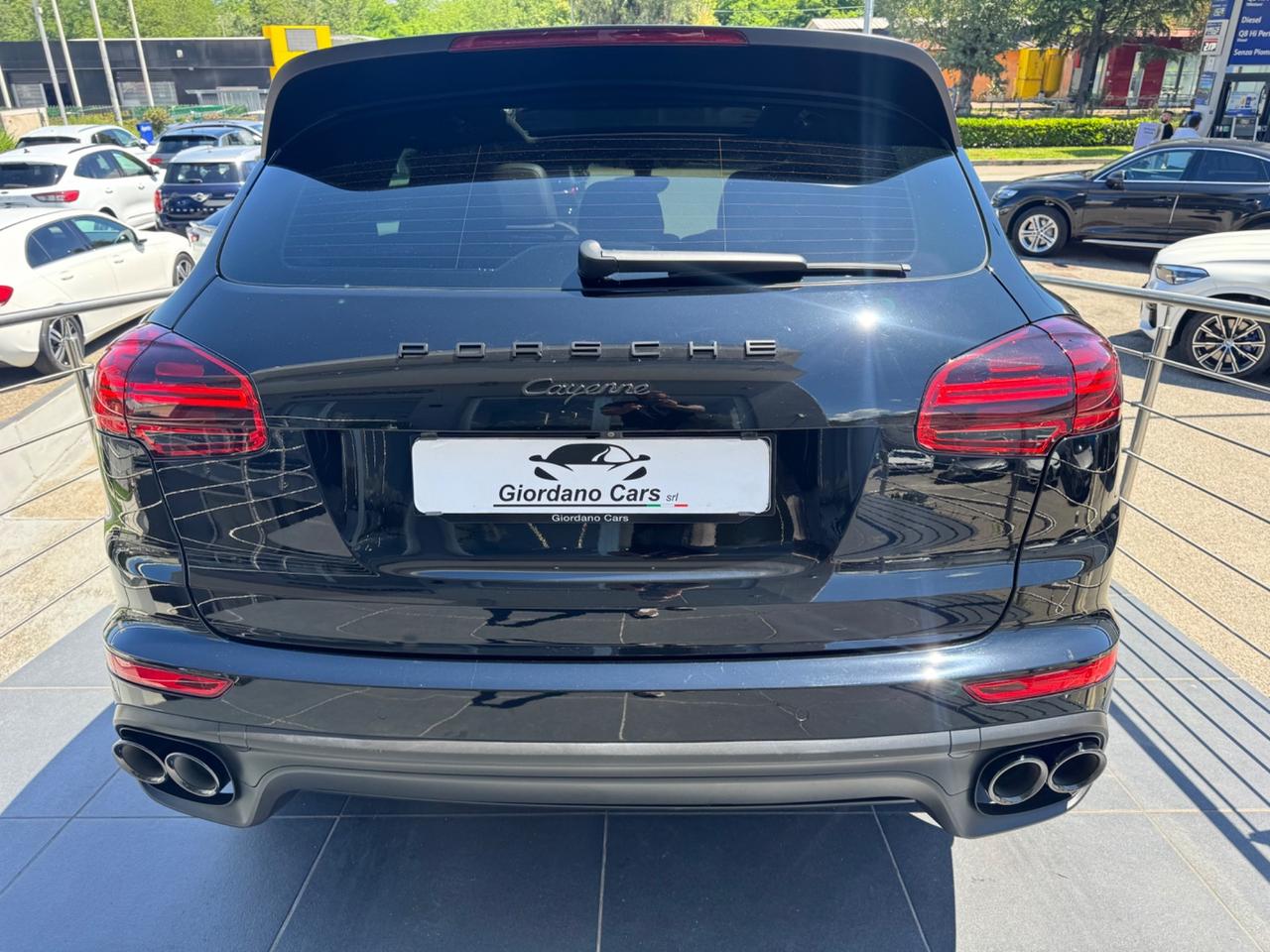 Porsche Cayenne 3.0 Diesel Platinum Edition open edition Porsche approved