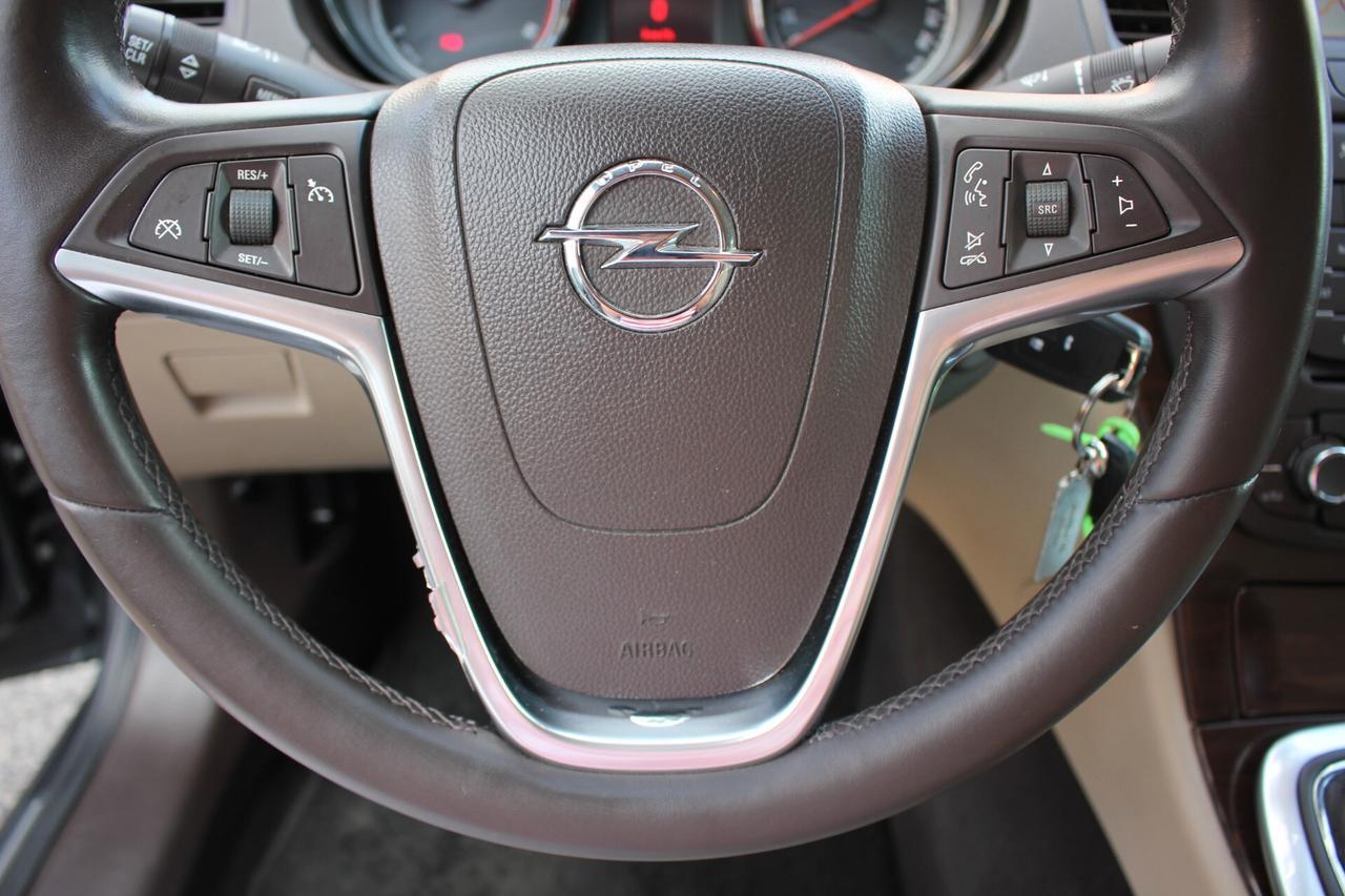 Opel Insignia 2.0 cdti Cosmo 130 CV UNIPRO CRONO TAGLIANDI OPEL DISTRIBUZIONE FRIZIONE E VOLANO NUOVI FATTI IN OPEL GARANZIA 12 MESI