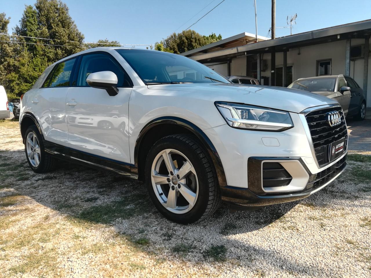 AUDI - Q2 - 30 TDI S tronic Admired - FINANZIABILE - PERMUTE