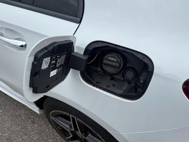 MERCEDES-BENZ A 250 e hybrid EQ AMG Line Premium