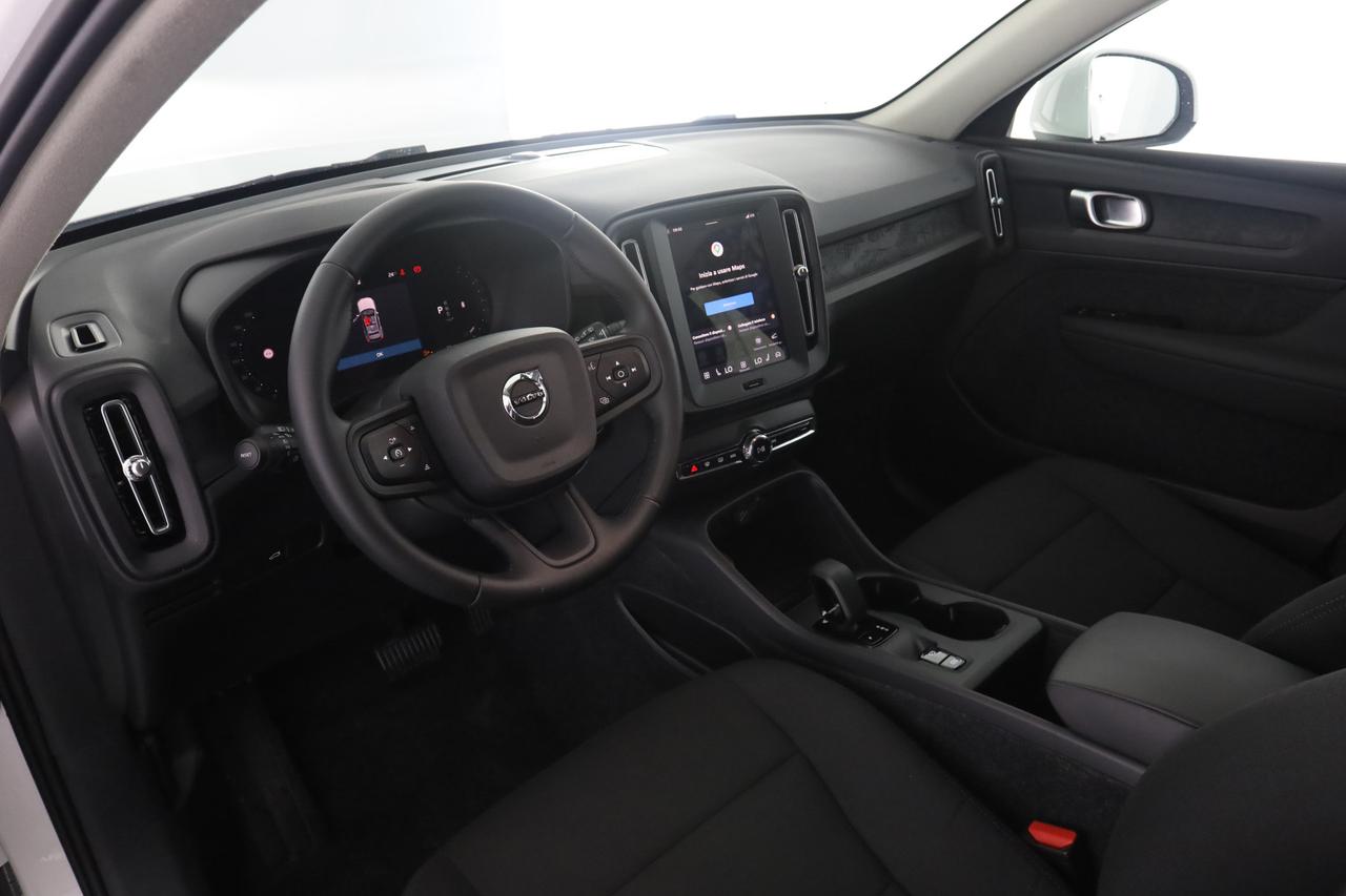 VOLVO XC40 (2017--->) XC40 B3 automatico Essential