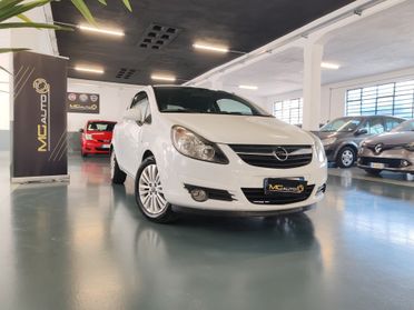 Opel Corsa 1.2 3 porte Club