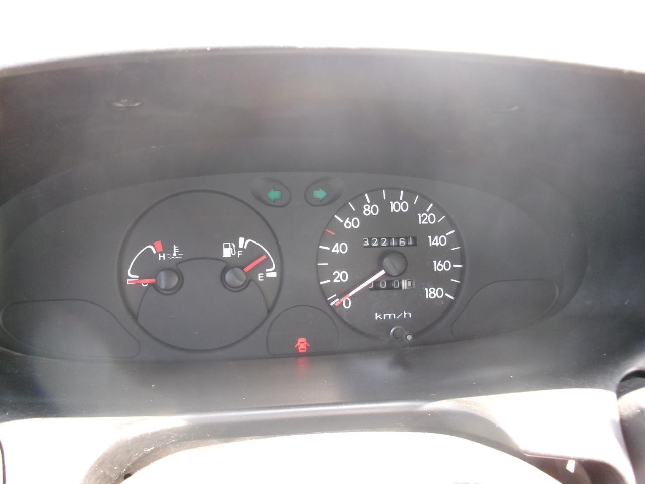 Hyundai H-1 2.5 TDI CASSONE FISSO