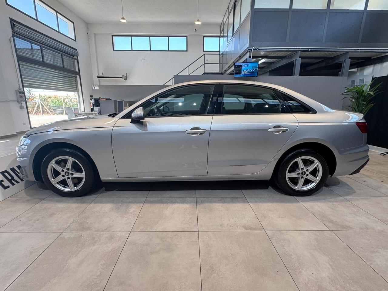 Audi A4 35 TDI/163 CV S tronic Business