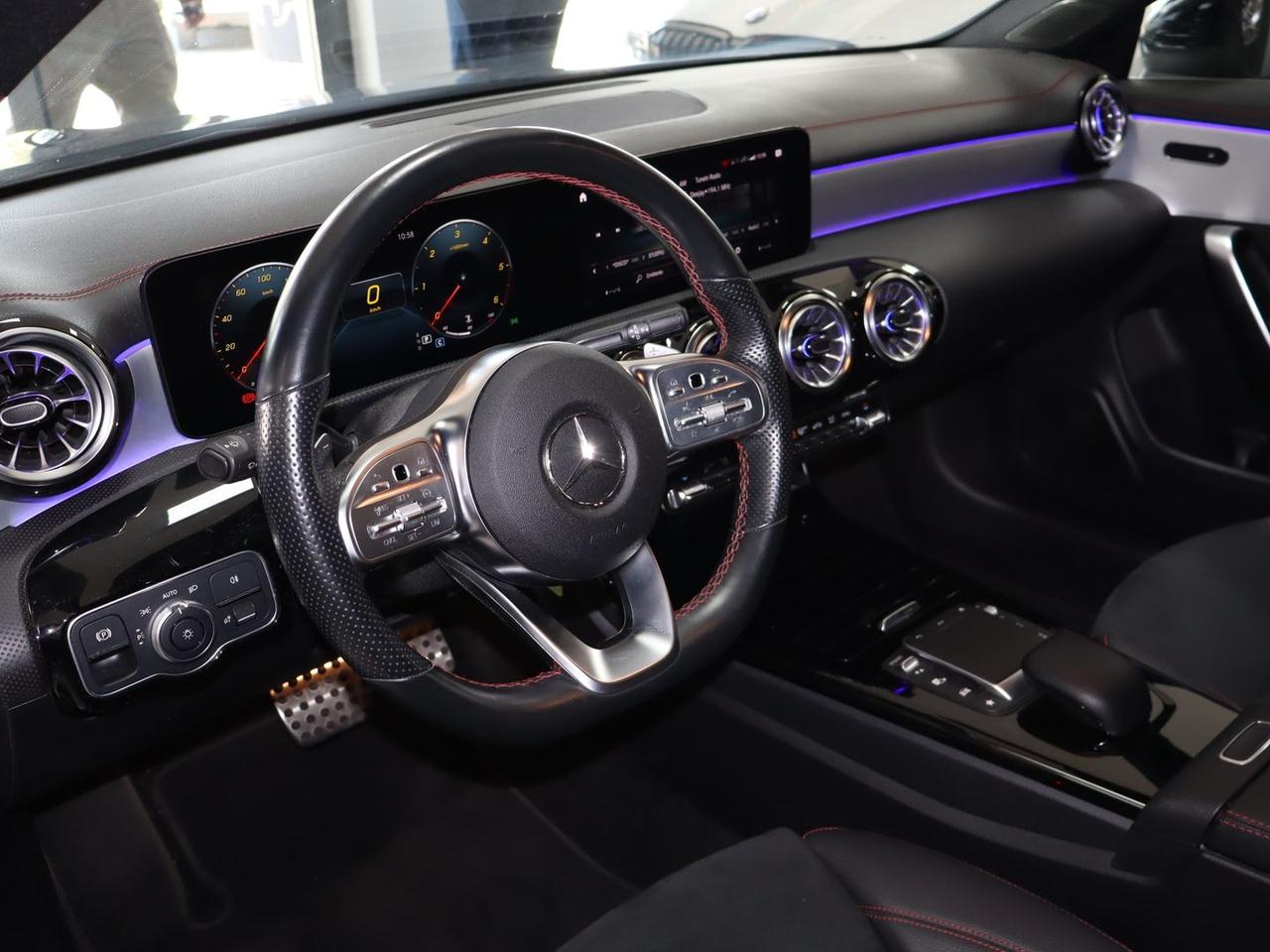 Mercedes-Benz CLA 200 AMG Line Premium Plus #11012