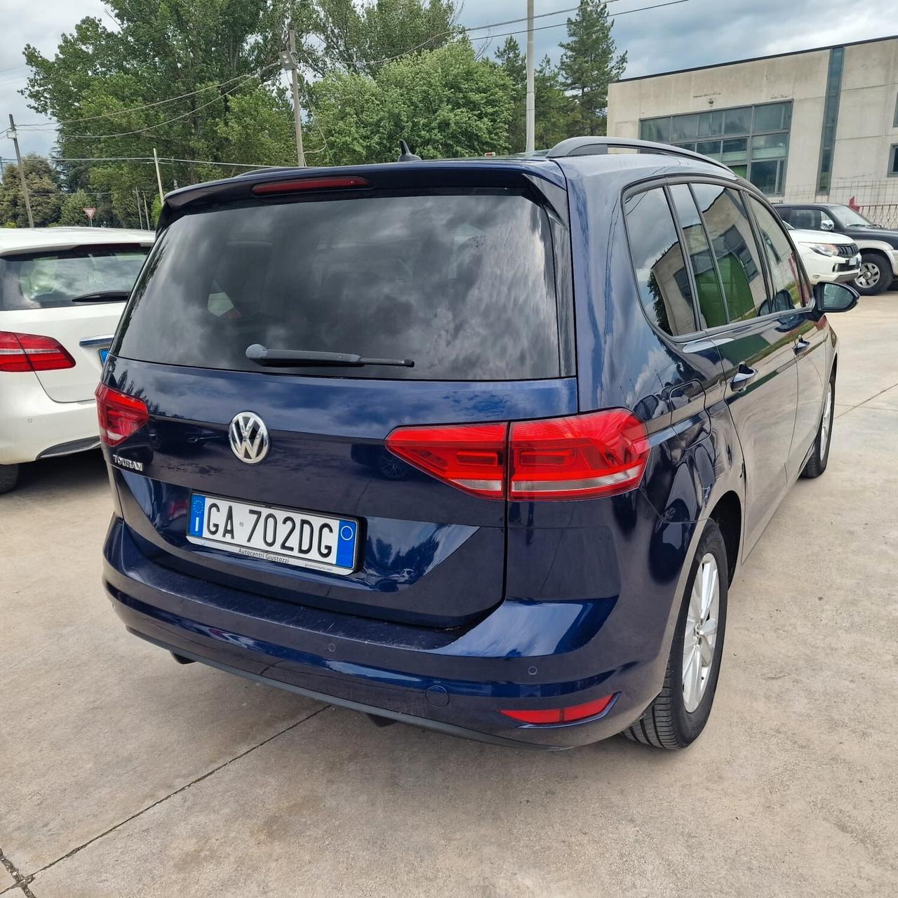 Volkswagen Touran 2.0 TDI 115 CV DSG UNICO PROPRIETARIO IVA DEDUCIBILE